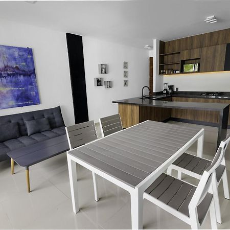 Angelina 28 Beachfront And Family Apartments - Modern And Relaxing Long Stays - 20 Min From Cancun Airport Puerto Morelos Ngoại thất bức ảnh
