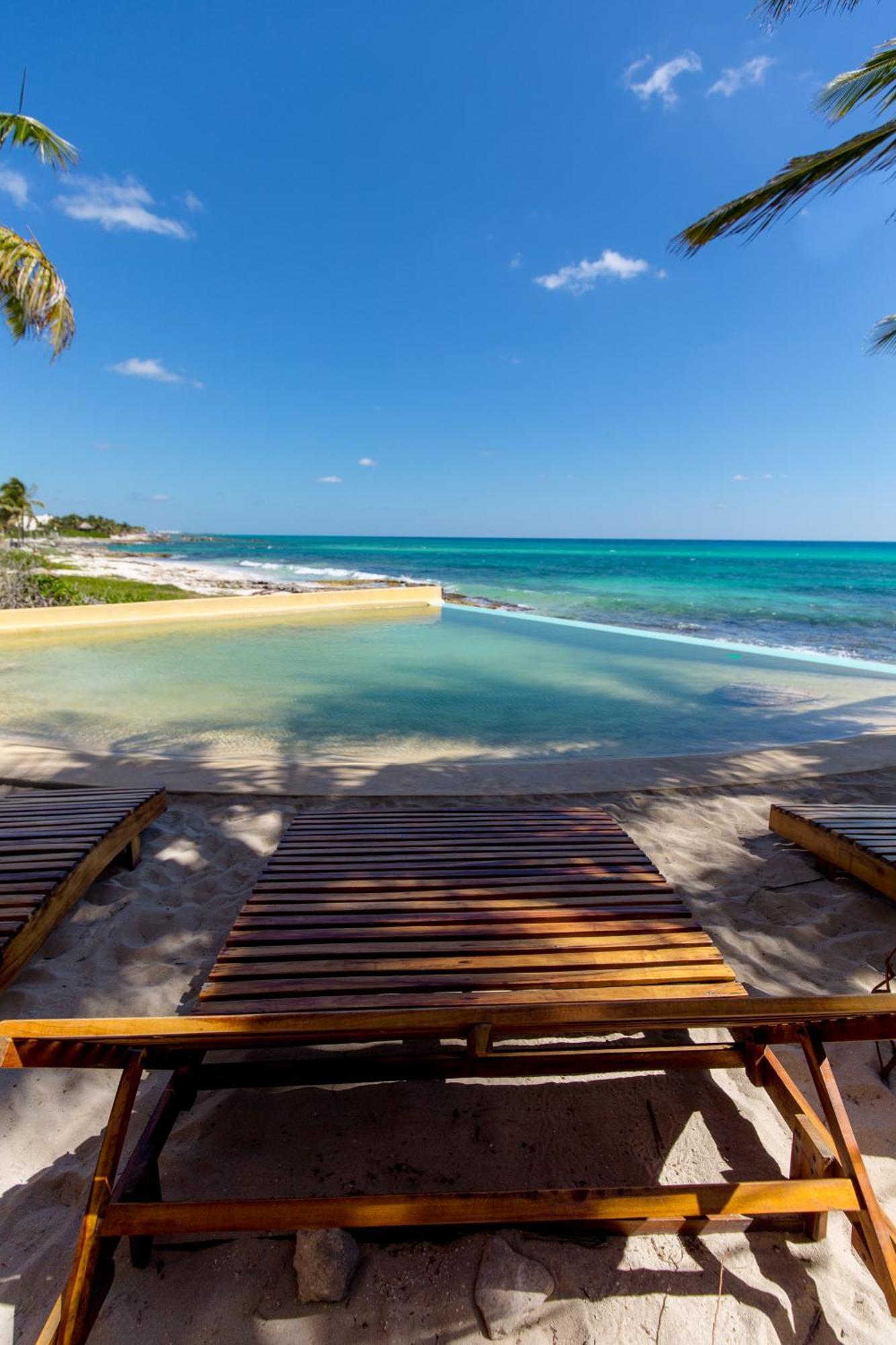 Angelina 28 Beachfront And Family Apartments - Modern And Relaxing Long Stays - 20 Min From Cancun Airport Puerto Morelos Ngoại thất bức ảnh